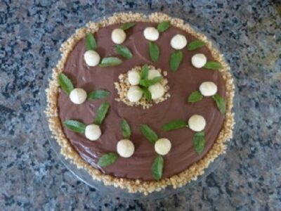 Healthy Chocolate Silk Pie with Gluten Free Macadamia Crust Image